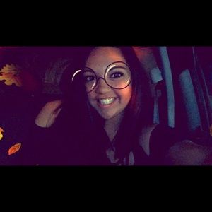 Meet your Posher, Amber